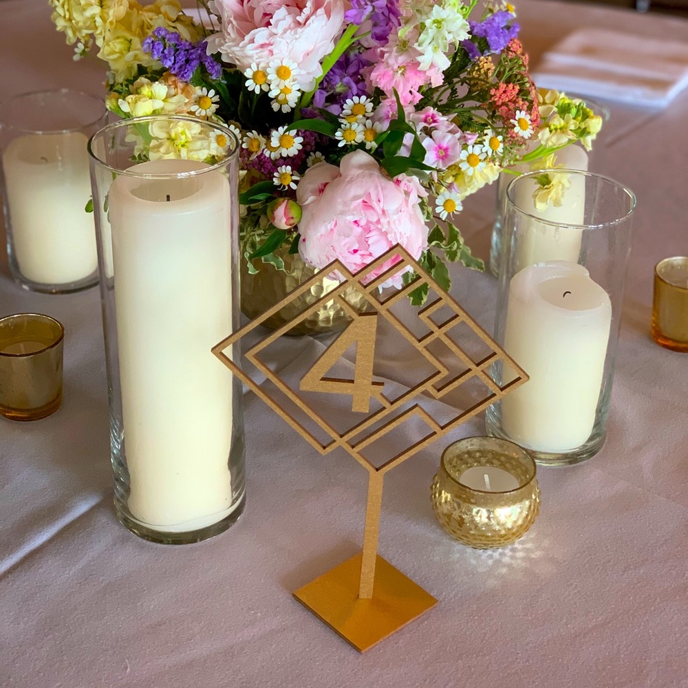 Wedding table numbers 1-16 metallic gold